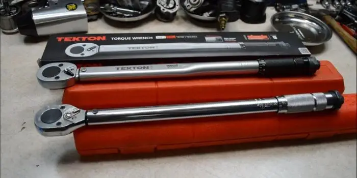 Best Torque Wrench for Spark Plugs